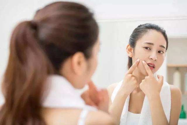 臉上長痘痘的原因是什么？臉上痘痘怎么調理？獨生美與你分享美容護膚小竅門 獨生美官網