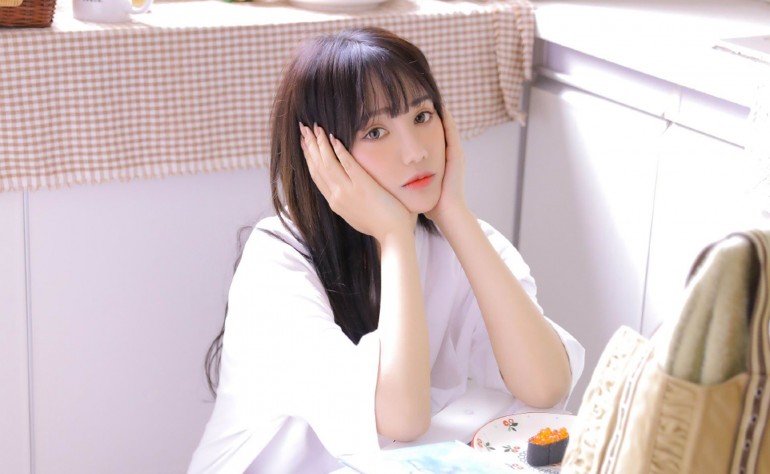 【獨生美】重慶美女用護膚品都是“精益求精”